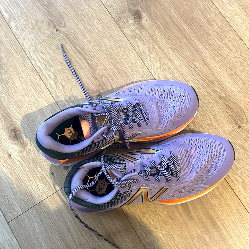 New Balance shoes worn 1x size 7.5